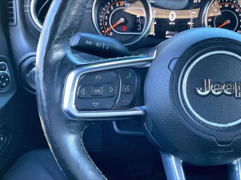 Used 2019 Jeep Wrangler Unlimited Sahara w/ Advanced Safety Group image 16