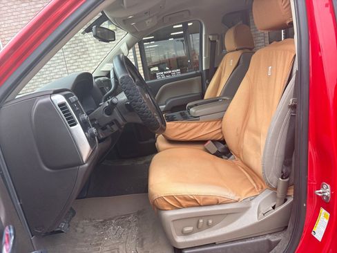 Used 2018 Chevrolet Silverado 1500 LT w/ All Star Edition image 3