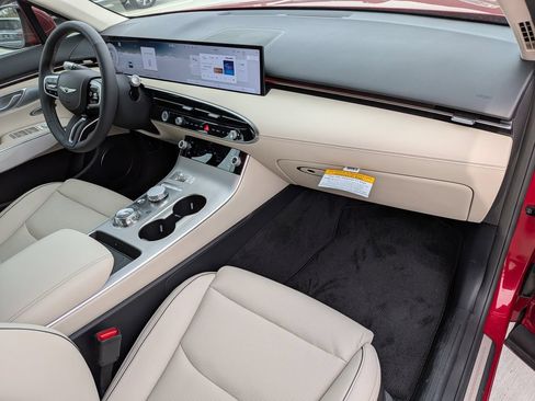 New 2026 Genesis GV70 2.5T Advanced AWD/4WD image 32