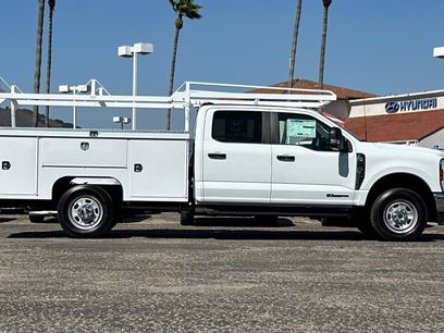 New 2025 Ford F350 XL w/ XL Chrome Package