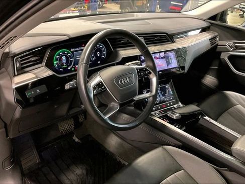 Used 2023 Audi e-tron Premium w/ Convenience Plus Package AWD/4WD image 14