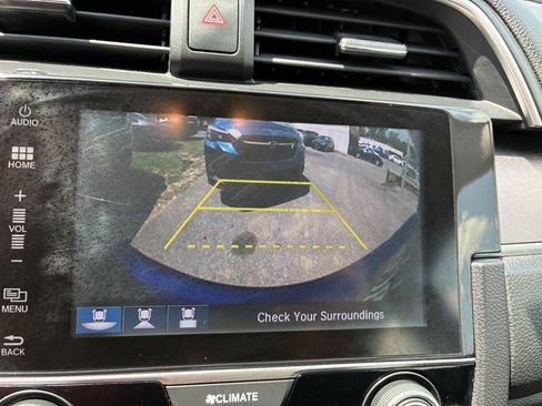 Used 2018 Honda Civic EX-T image 10
