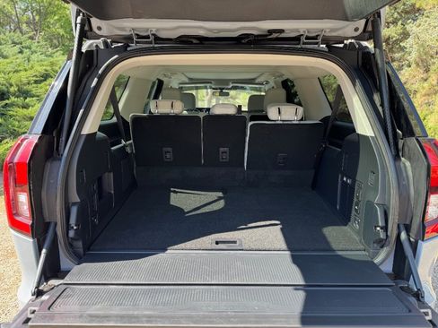 Used 2025 Ford Expedition Max Platinum w/ Platinum Ultimate Package image 7