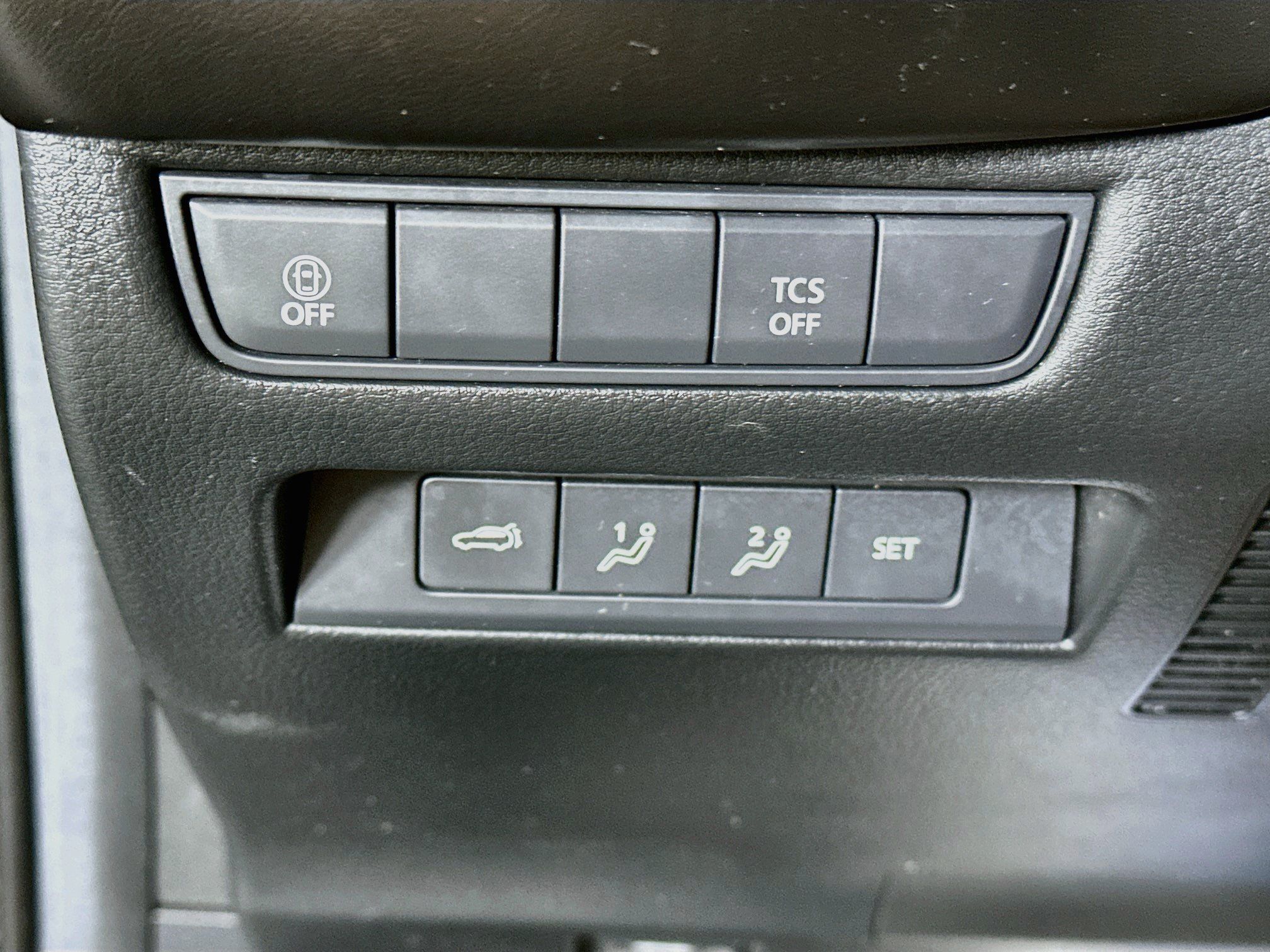 Used 2025 MAZDA CX-50 AWD 2.5 S w/ Premium Plus Pkg image 17