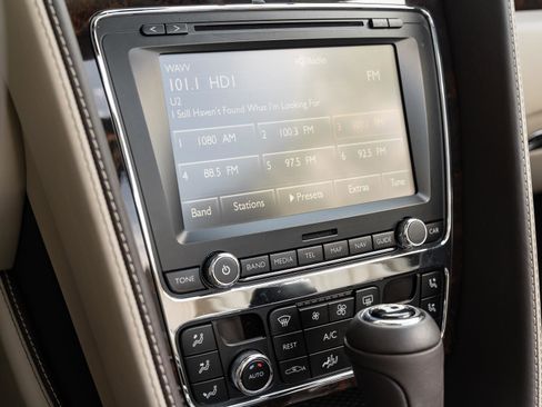 Used 2016 Bentley Continental GT AWD/4WD image 27