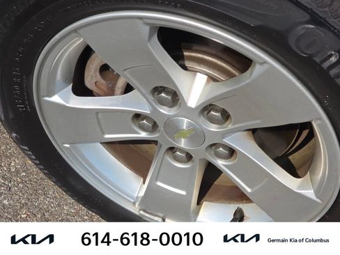 Used 2016 Chevrolet Malibu LT FWD image 13