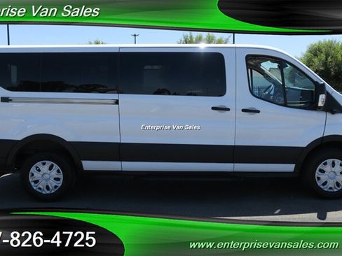 Used 2023 Ford Transit 350 XLT RWD image 4