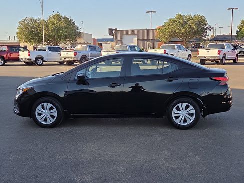 Used 2024 Nissan Versa S FWD image 2