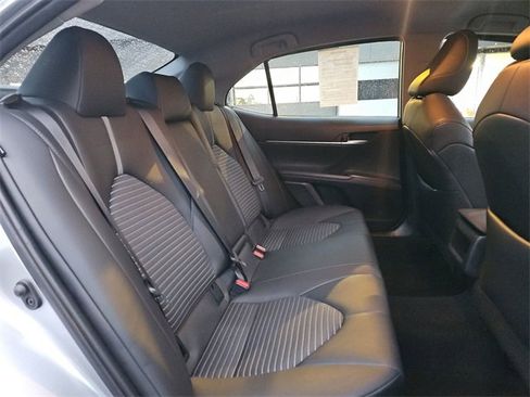 Used 2024 Toyota Camry SE image 25