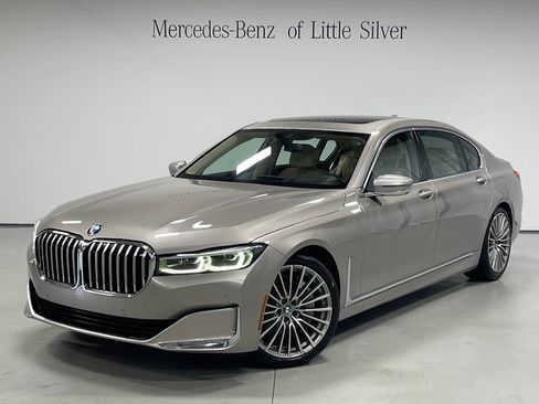 Used 2020 BMW 750i xDrive w/ Executive Package AWD/4WD image 1