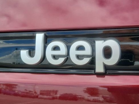 New 2026 Jeep Grand Cherokee Limited RWD image 6