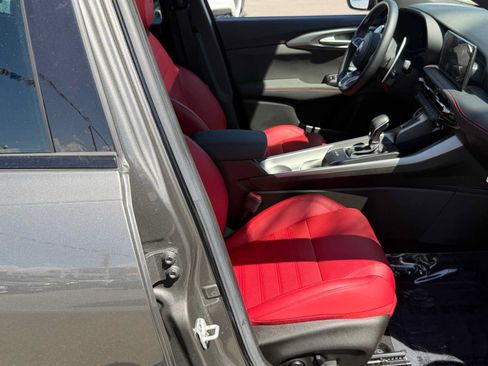 Used 2024 Dodge Hornet R/T Plus w/ Tech Pack Plus w/o Parking AWD/4WD image 29