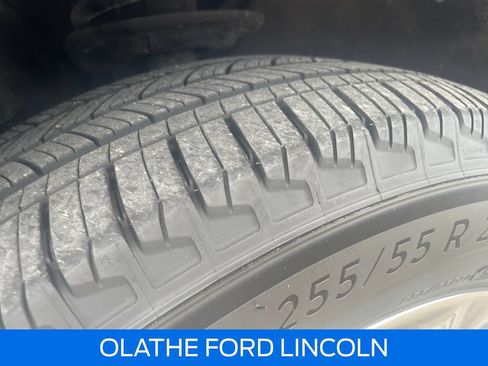 Certified 2023 Ford Explorer Limited w/ Equipment Group 301A AWD/4WD image 31