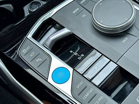 Used 2023 BMW i4 eDrive40 w/ Premium Package image 23