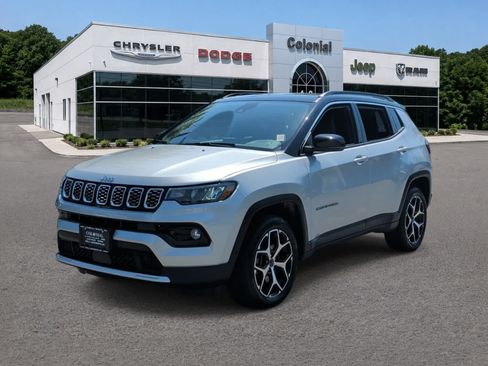 Used 2025 Jeep Compass Limited w/ Sun & Sound Group AWD/4WD image 1