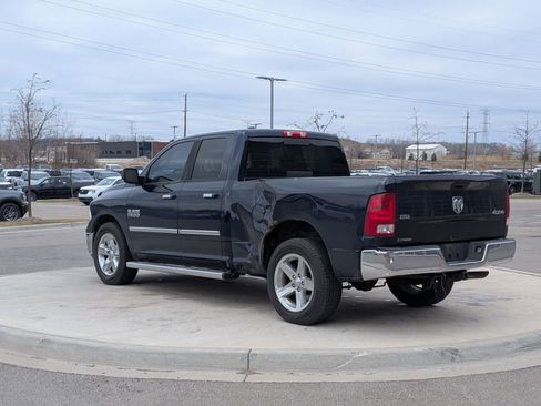 Used 2014 RAM 1500 Classic SLT w/ Luxury Group image 3