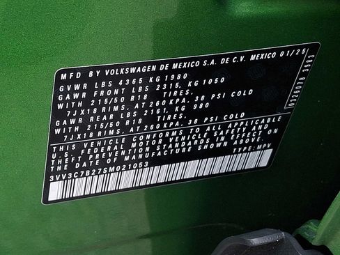 Used 2025 Volkswagen Taos SE FWD image 25