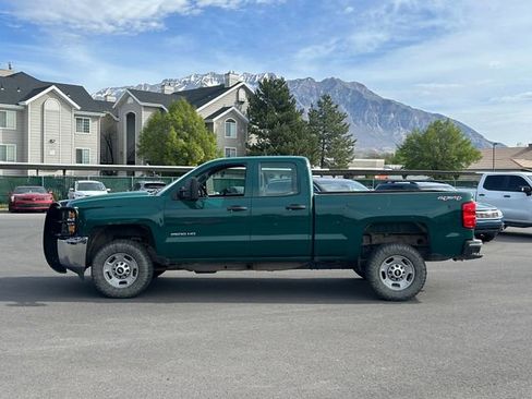 Used 2017 Chevrolet Silverado 2500 W/T AWD/4WD image 7
