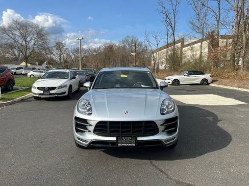 Used 2015 Porsche Macan Turbo image 2