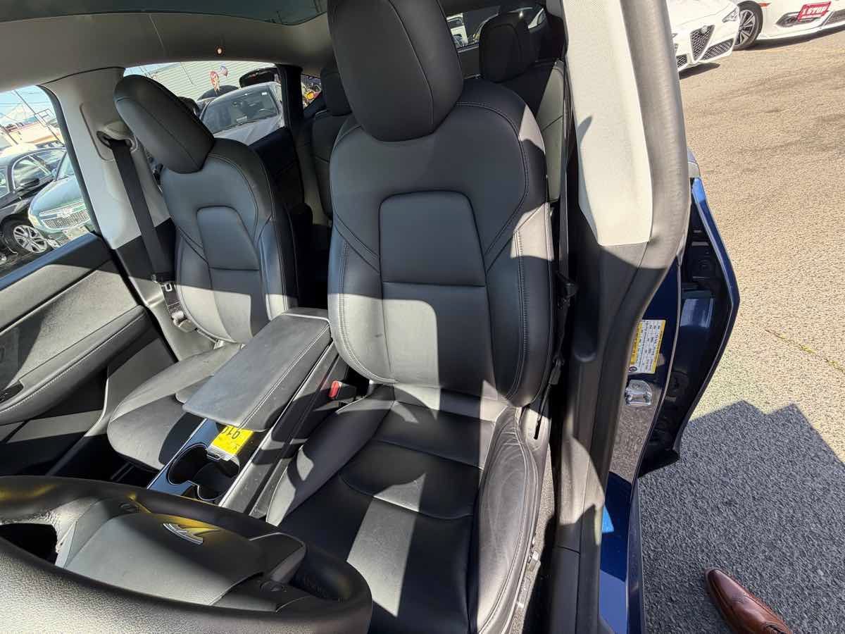Used 2020 Tesla Model Y Performance AWD/4WD image 9