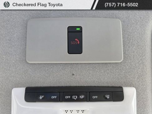 Used 2024 Nissan Kicks SR w/ SR Premium Package image 10