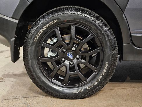 Used 2024 Subaru Crosstrek 2.5i Wilderness image 17
