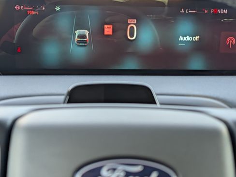 Certified 2025 Ford Expedition Max Active image 32