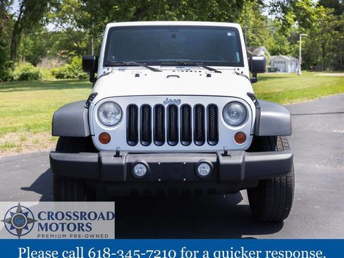 Used 2013 Jeep Wrangler Sport AWD/4WD image 9