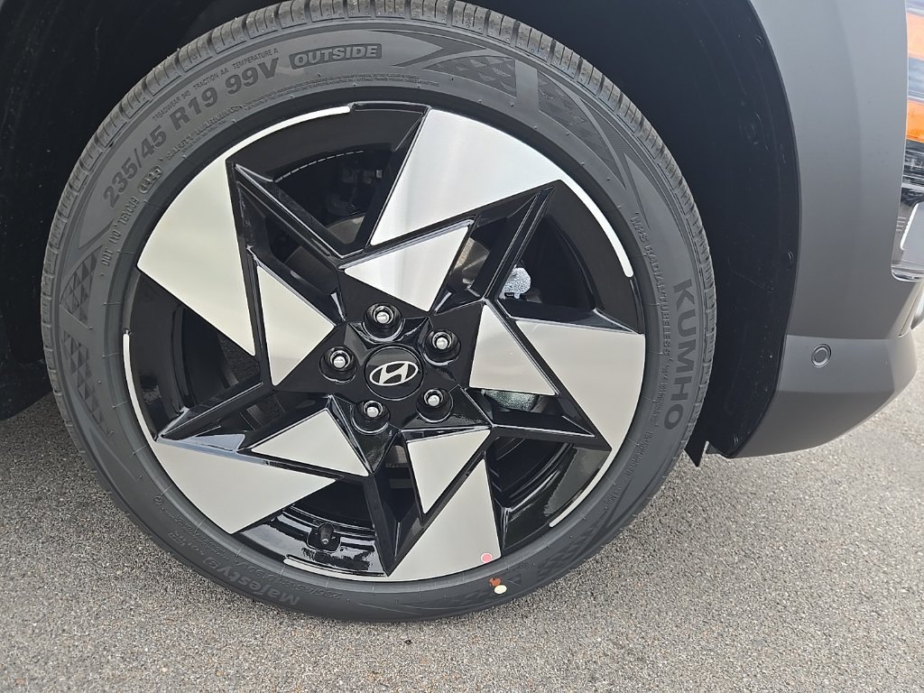 New 2026 Hyundai Kona Limited FWD image 4