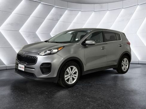 Used 2019 Kia Sportage LX FWD image 3