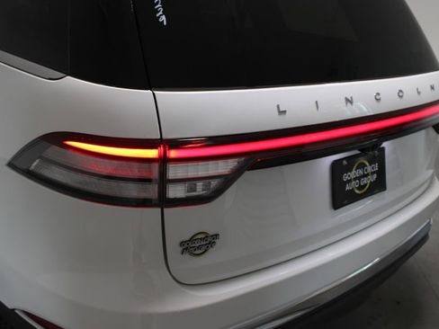 New 2026 Lincoln Aviator AWD image 60