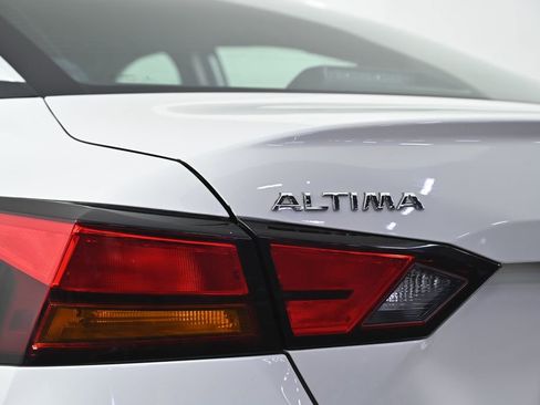 Used 2019 Nissan Altima 2.5 S image 8