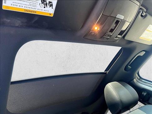 Used 2019 Mercedes-Benz GLA 250 image 17