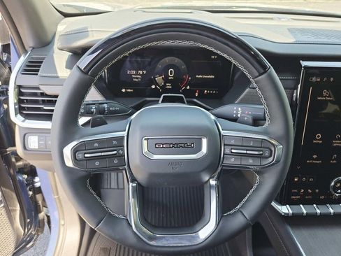 New 2026 GMC Acadia Denali w/ Super Cruise Package FWD image 20