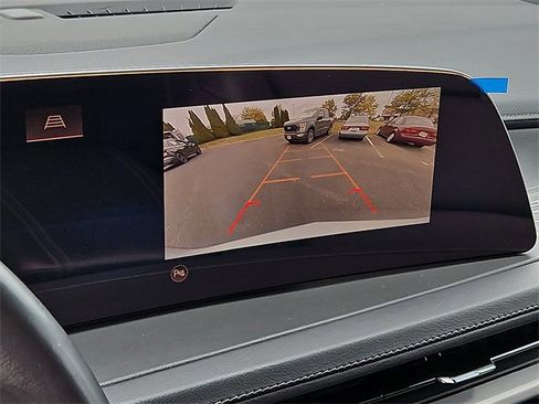 Used 2024 Cadillac XT4 Premium Luxury image 30