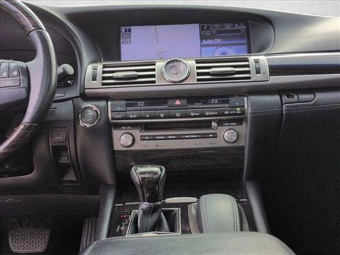 Used 2013 Lexus LS 460 AWD w/ Comfort Pkg image 15