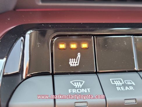 New 2026 Toyota Prius Plug-In Hybrid FWD image 12
