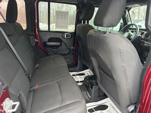 Used 2021 Jeep Wrangler Unlimited Sport image 28