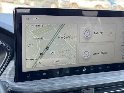 Used 2023 Ford Escape SE w/ PHEV Premium Package image 23