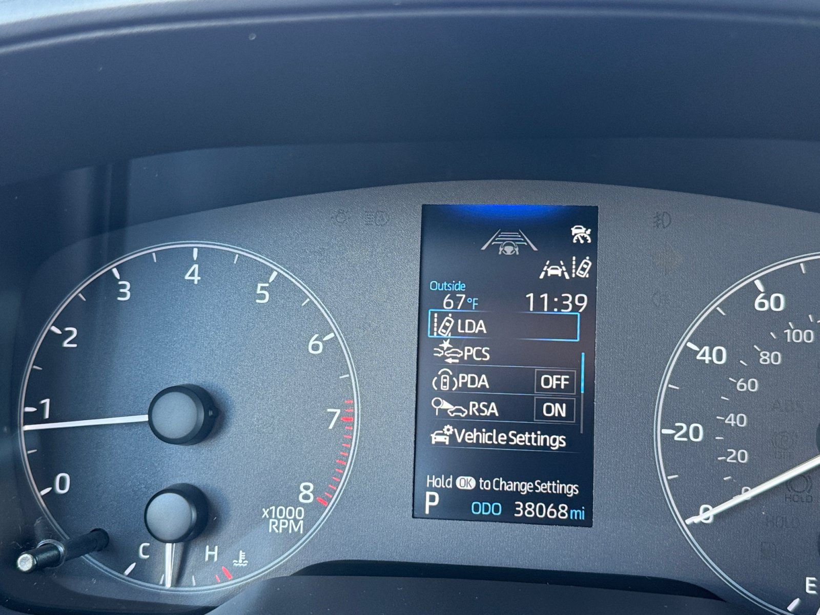 Used 2025 Toyota Corolla LE FWD image 20