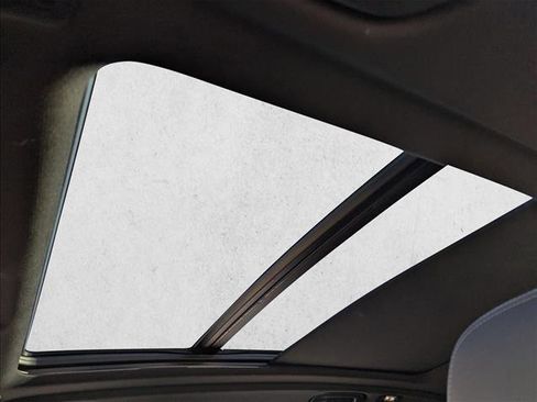 Used 2025 BMW X5 xDrive50e image 15