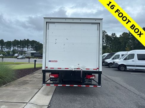 Used 2021 Freightliner Sprinter 3500 image 4