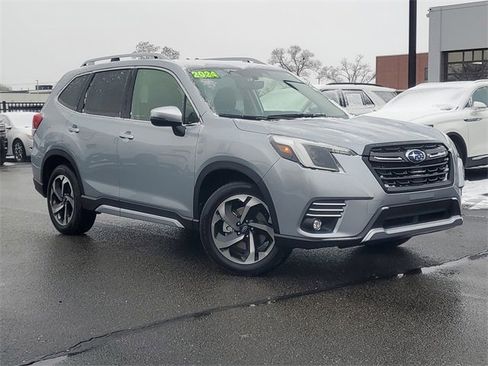 Used 2024 Subaru Forester Touring w/ Pop Package 2 image 41