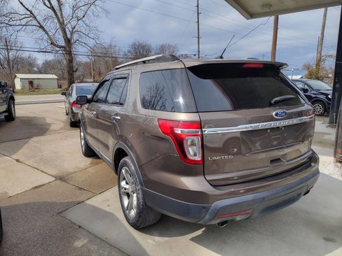 Used 2015 Ford Explorer Limited image 4