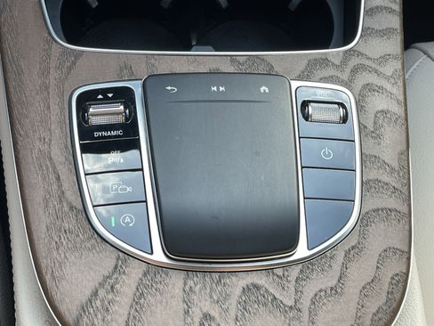 Used 2023 Mercedes-Benz E 350 Sedan image 34