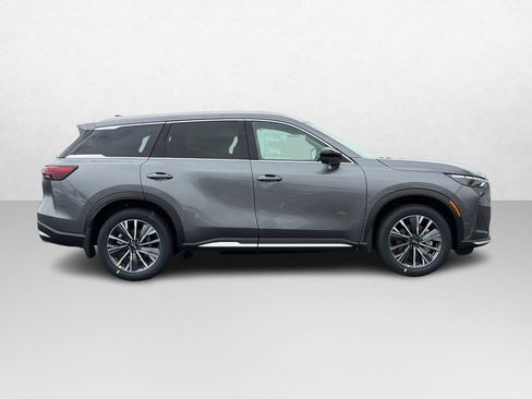 New 2026 INFINITI QX60 Luxe image 3