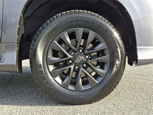 Used 2021 Lexus GX 460 Premium w/ Premium Package image 8