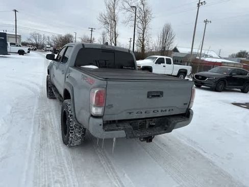 Used 2021 Toyota Tacoma TRD Off-Road image 17