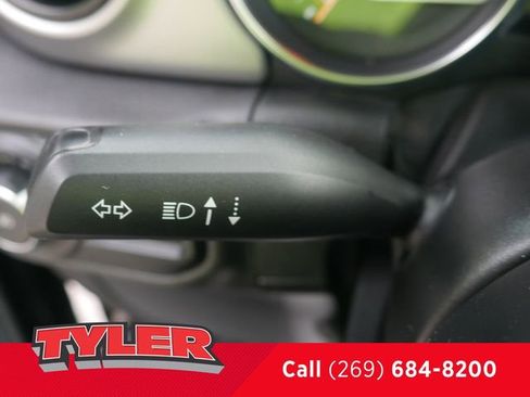 Used 2021 Jeep Wrangler Sport AWD/4WD image 19