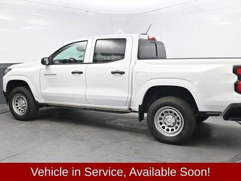 Used 2024 Chevrolet Colorado W/T w/ Safety Package RWD image 4